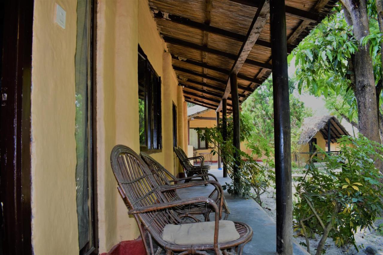 Mango Tree Lodge Bardiya Esterno foto