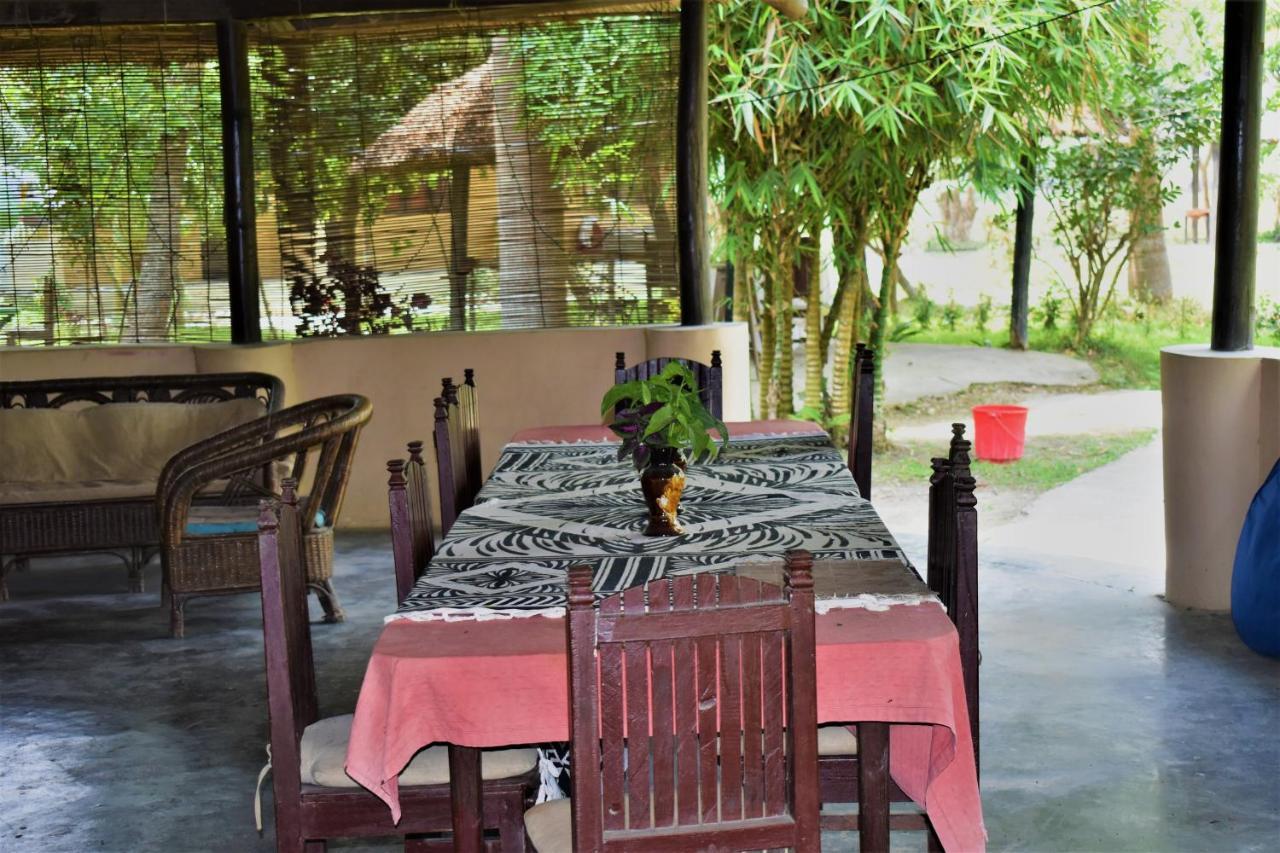 Mango Tree Lodge Bardiya Esterno foto