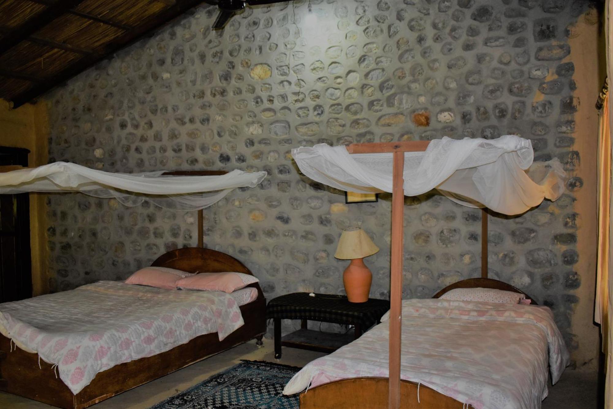 Mango Tree Lodge Bardiya Esterno foto